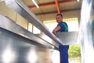 EcoAir spray boots for cars